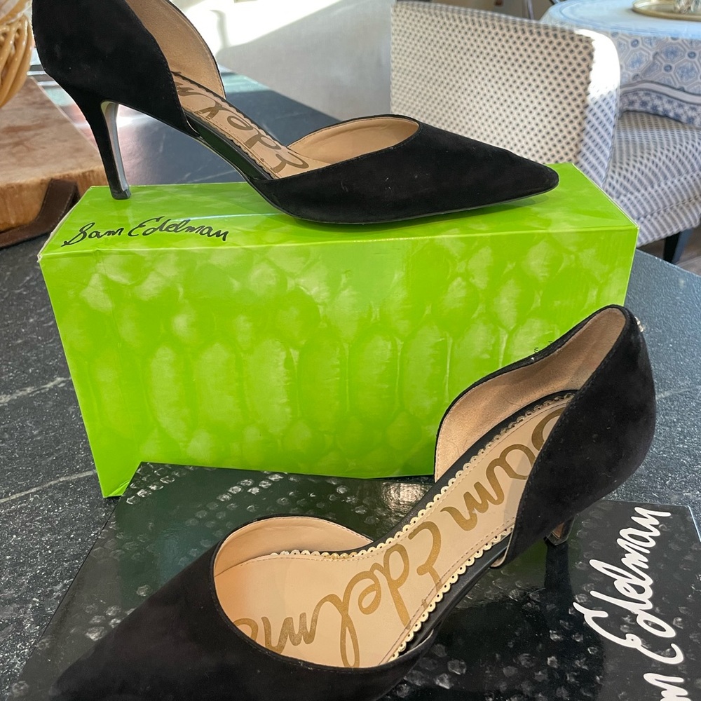Black suede Sam Edelman heels size 8.5